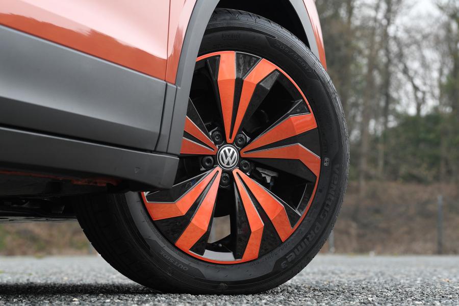 Колеса Volkswagen T-Cross SE 2019 года  (UK) (фото 26 из 34)
